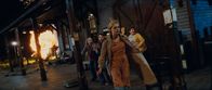 Super 8 – Eine US-Kleinstadt im Jahr 1979. (v.l.n.r.) Eigentlich wollten Cary (Ryan Lee), Joe (Joel Courtney), Alice (Elle Fanning) und Charles (Riley Griffiths) auf dem alten Bahnhof einen Super-8-Film für einen Schulwettbewerb drehen. Doch dann fliegt ihnen nicht nur ein entgleister Zug um die Ohren ...