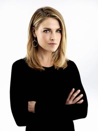 Legends – (1. Staffel) - Crystal Quest (Ali Larter) gehört ebenfalls zur DCO-Sondereinheit. Vor einiger Zeit hatte sie eine Affäre mit Martin ...