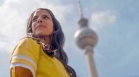 Märchenreise – Moderatorin Clarissa das Zaubern.