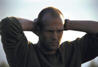 The Transporter – Nachdem Kurierfahrer Frank (Jason Statham) dummerweise eines seiner Pakete geöffnet hat, sitzt er tief in der Patsche ...
