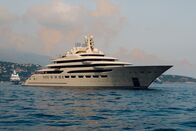 Die Kalteneggers – Dilbar yacht near shore by Monaco