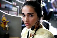 Call Center - Bei Anruf Liebe – Priya R. Sethi (Shriya Saran) arbeitet in einem Callcenter in der indischen Metropole Mumbai.