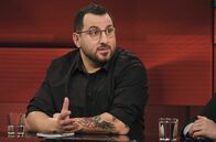 Hart aber fair – Zu Gast bei Louis Klamroth: Engin Kelik (Metallarbeiter und Familienvater).