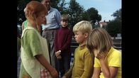 Pippi Langstrumpf – Der Abschied ist so traurig, dass Annika (Maria Persson, r.) gar nicht mehr hinsehen kann.