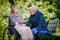 Aus dem Leben – Sabine (Ann-Kathrin Kramer) teilt Stefan (Harald Krassnitzer) mit, dass sie so nicht weiterleben kann.
