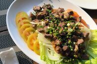 Küchen der Welt – Rindfleisch mit grünem Pfeffer aus Kambodscha: Lôc Lac