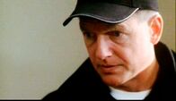 Navy CIS – Gibbs (Mark Harmon) vermutet, dass hinter den Morden an den Koreanerinnen eventuell Familienstreitigkeiten liegen ....