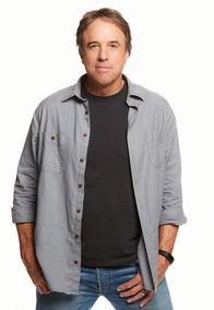 Man with a Plan – (1. Staffel) - Mit ihm ist es nicht immer leicht: Don (Kevin Nealon), Adams älterer Bruder und Geschäftspartner ...