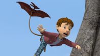 Feuerwehrmann Sam – Norman hat seinem Cousin Derek einen Streich gespielt. Dass Derek an einem Pterodactylus-Drachen davonfliegt, hat er aber nicht geplant.