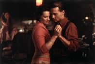 Chocolat – L-R: Vianne Rocher (Juliette Binoche) und Roux (Johnny Depp)