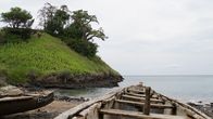 Verrückt nach Meer – Landschaftsimpression von der Insel São Tomé in Westafrika.