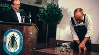 Löwenzahn Classics – Ob es Peter (Peter Lustig) gelingt, den faszinierenden Landeflug von Fliegen zu filmen?