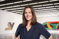 Kulturzeit – Moderatorin Nina Brunner.