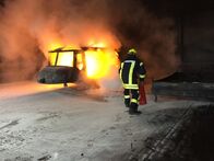 Seenotretter – Das Training der Seenotretter ist hart: Offenes Feuer, Leckbekämpfung, Erste Hilfe an Bord - praktisch alle Szenarien werden durchgespielt.