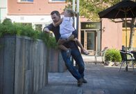 Navy CIS: L.A. – Im Wettlauf mit der Zeit: Callen (Chris O'Donnell, l.) ...