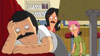 Bob's Burgers – Linda (M.) und Louise (r.) sind geschockt, als Bob (l.) neue Freunde findet und daraufhin fragwürdige Entscheidungen trifft ...