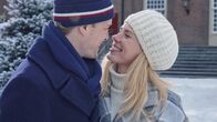 Maxima – Maxima (Delfina Chaves) und Alex (Martijn Lakemeier) finden ihr Glück in Den Haque.