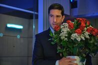 Intelligence – Jerry (David Schwimmer)