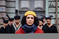 Das kleine Fernsehspiel: Shahid – Narges (Baharak Abdolifard) wird verfolgt von den Schatten der Vergangenheit.