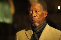 The Code - Vertraue keinem Dieb – Keith Ripley (Morgan Freeman) gilt unter Kunstdieben als Bester seines Fachs. Aber er weiß auch, wenn er allein überfordert ist. Deshalb sucht er für einen neuen Coup einen geeigneten Komplizen ...