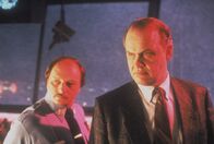 Stirb langsam 2 – Carmine Lorenzo (Dennis Franz, l.)
