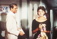 Hausboot – Tom Winston (Cary Grant) und Cinzia (Sophia Loren).