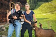 SRF bi de Lüt – Martina Haller und Viky Würtinger auf der Alp Steessiboden BE (Grindelwald) 2022
