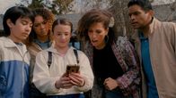 Overlord und die Underwoods – L-R: Weaver Underwood (Ari Resnick), Willow Underwood (Kamaia Fairburn), Bebe Parker-Evans (Hattie Kragten), Flower Underwood (Patrice Goodman), Jim Underwood (Darryl Hinds)