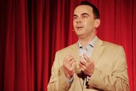 Campus Talks – Oliver Lubrich von der Universität Bern berichtet, wie ausländische Schriftsteller und Diplomaten den Nationalsozialismus im Dritten Reich erlebt haben.
