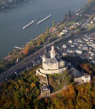 Wilder Rhein – Marksburg.