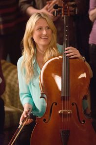 Emily Owens – Eigentlich steht Emily (Mamie Gummer) Nicht besonders gern im Mittelpunkt, doch hin und wieder bleibt auch ihr keine andere Wahl ...