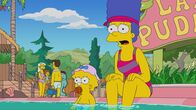 Die Simpsons – Maggie (l.); Marge (r.)