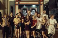 Waiting – Calvin (Rob Benedict), Nick (Andy Milonakis), Amy (Kaitlin Doubleday), T-Dog (Max Kasch), Dean (Justin Long), Naomi (Alanna Ubach), Natasha (Vanessa Lengies), Monty (Ryan Reynolds), Serena (Anna Faris), Mitch (John Francis Daley), Raddimus (Luis Guzmán), Danielle (Jordan Ladd), Floyd (Dane Cook), Cook #1 (Skyler Stone)