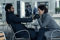 Counterpart – Ian Shaw (Nicholas Pinnock, l.); Emily (Olivia Williams, r.)