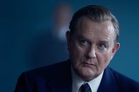 Das Gold – Brain Boyce (Hugh Bonneville)