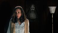 Conjuring 2 – L-R: Lorraine (Vera Farmiga) und Demon Nun (Bonnie Aarons)