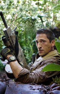 Predators – Der frühere US-Army-Soldat Royce (Adrien Brody) muss erleben, dass die blutrünstigen "Predators" ihn auf einen ihrer Planeten verschleppt haben, um an ihm ihre kämpferischen Fähigkeiten zu testen ...
