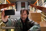 Tatort – SENDER: ARD - SENDETITEL: Tatort - Wer Wind erntet, sät Sturm - UNTERTITEL: - CAPTION: ARD/RB TATORT - WER WIND ERNTET, SÄT STURM Uhr im ERSTEN..Der Umweltaktivist Henrik Paulsen (Helmut Zierl) macht mit einem Videoblog auf Umweltskandale aufmerksam..