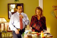 Monk – Tony Shalhoub (Adrian Monk), Melora Hardin (Trudy Monk)..
