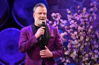 Schlager-Spaß – Heute begrüßt Andy Borg in seiner gemütlichen Weinstube wieder viele musikalische Gäste. U.a. mit Marc Marshall.
