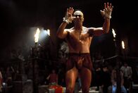 Karate Tiger III - Der Kickboxer – In einem kurzen Kampf wird Eric von Tong Po (Michel Qissi) besiegt und dabei so schwer verletzt, dass er querschnittgelähmt wird.