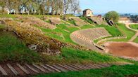 Auf Roms Spuren: Autun - Festung des Augustus – Das antike Augustodunum verfügte über imposante Bauwerke. Darunter auch eines der größten Theater im römischen Reich.