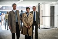 Das Gold – v.l.n.r. Harry Bowman (Silas Carson), Edwyn Cooper (Dominic Cooper) und Brian Boyce (Hugh Bonneville).