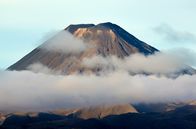 Leben mit Vulkanen – Der Tongariro-Nationalpark wartet mit rauchenden Mondlandschaften und vulkanischen Hochebenen auf. Mit seinen 2.797 Metern ist der Mount Ruapehu die höchste Erhebung auf der Nordinsel Neuseelands.
