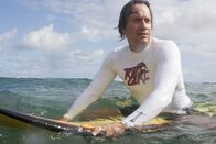 Soul Surfer – Durch seine schnelle Hilfe hat Holt (Kevin Sorbo), Bethany nach einer Hai-Attacke das Leben gerettet ...