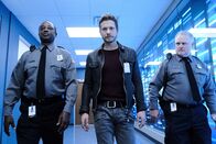 Atlanta Medical – Er wird aus dem Spital rausgeschmissen: Matt Czuchry als Conrad Hawkins (M.)