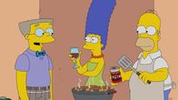 Die Simpsons – (v.l.n.r.) Smithers; Marge; Homer