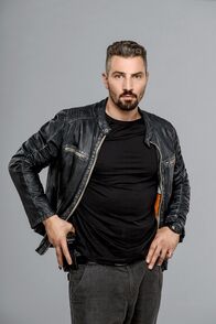 CopStories – Murathan Muslu (Valentin "Itchy" Janusovic).