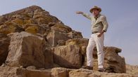 Die Pyramiden – Vor etwa 4600 Jahren wurden die Rote Pyramide erbaut – sie ist die erste mit einer geraden Schräge.