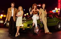 Happily Married – (v.l.n.r.) Gaétan Delisles (François Létourneau), Huguette Delisle (Marilyn Castonguay); Micheline Paquette (Karine Gonthier-Hyndman), Serge Paquette (Patrice Robitaille)